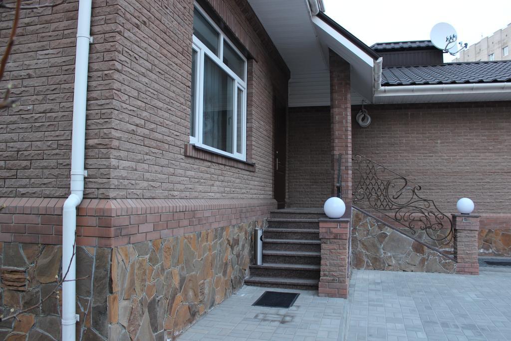 Barin House Hotel Sumî Exterior foto